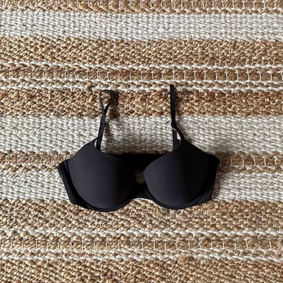 SKIMS Fits Everybody T Shirt Push-Up Bra Onyx Black Sz. 36C NWT - Picture 4 of 6